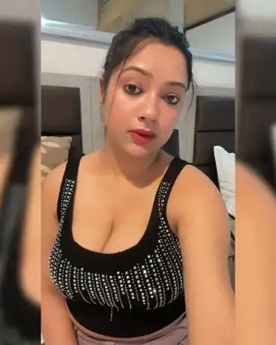 Call Girls Service Chhipabarod